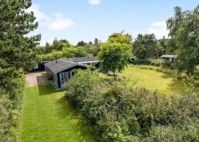 3 Bedroom Stunning In *